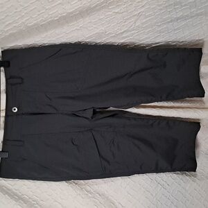 Columbia size 6 cropped pants